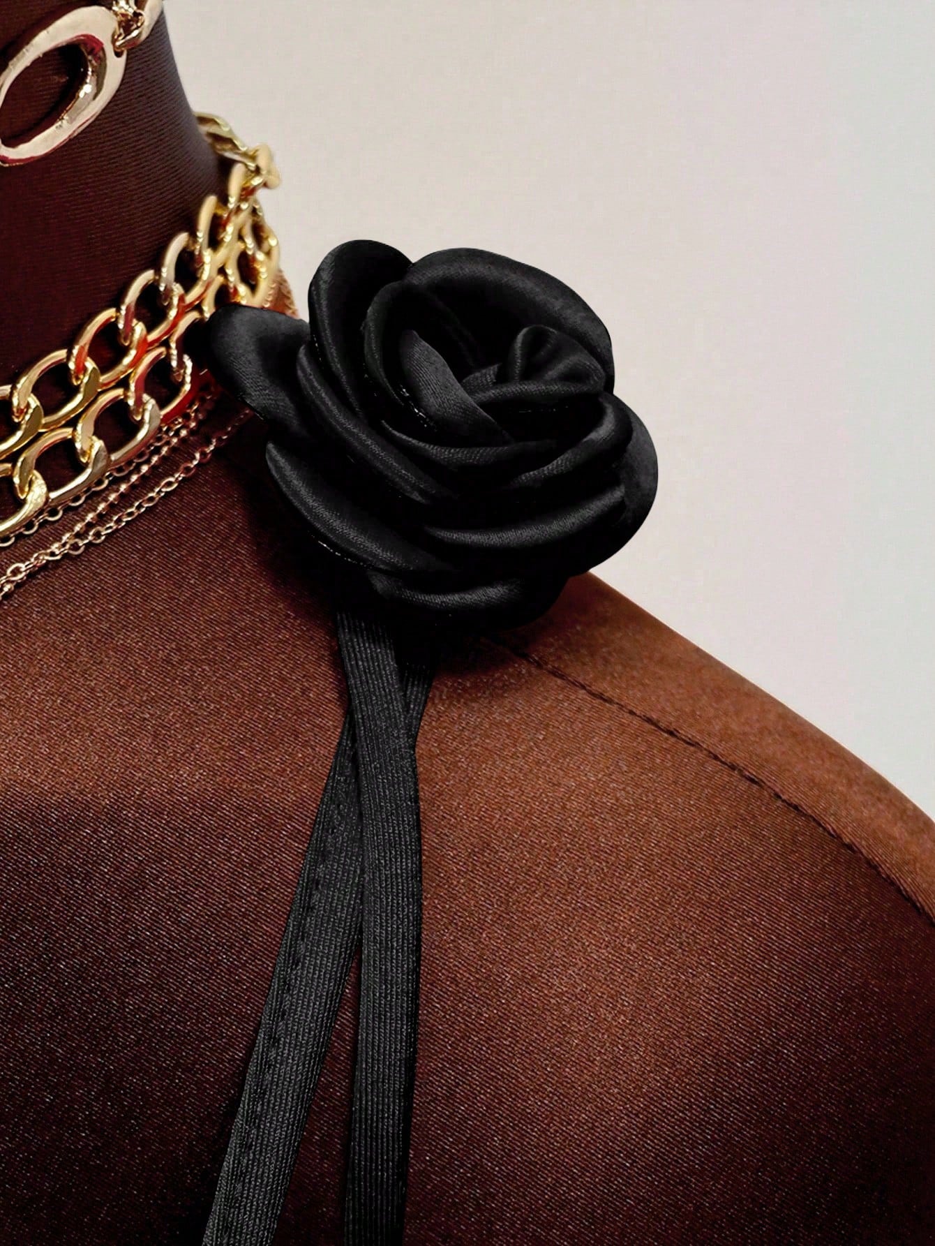 القطعة الأكثر إثارة 7 FLEURS